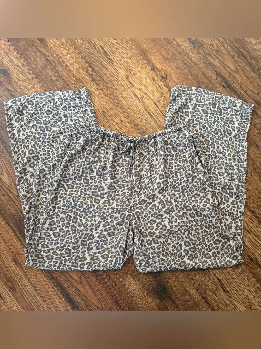 Sincerely Jules Leopard Wide-Leg Lounge Pants Size M